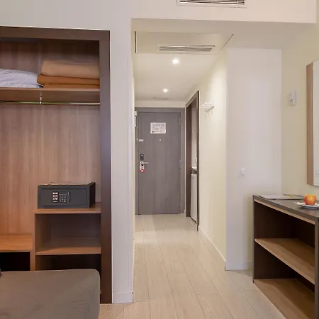 Apartamentos Recoletos-3